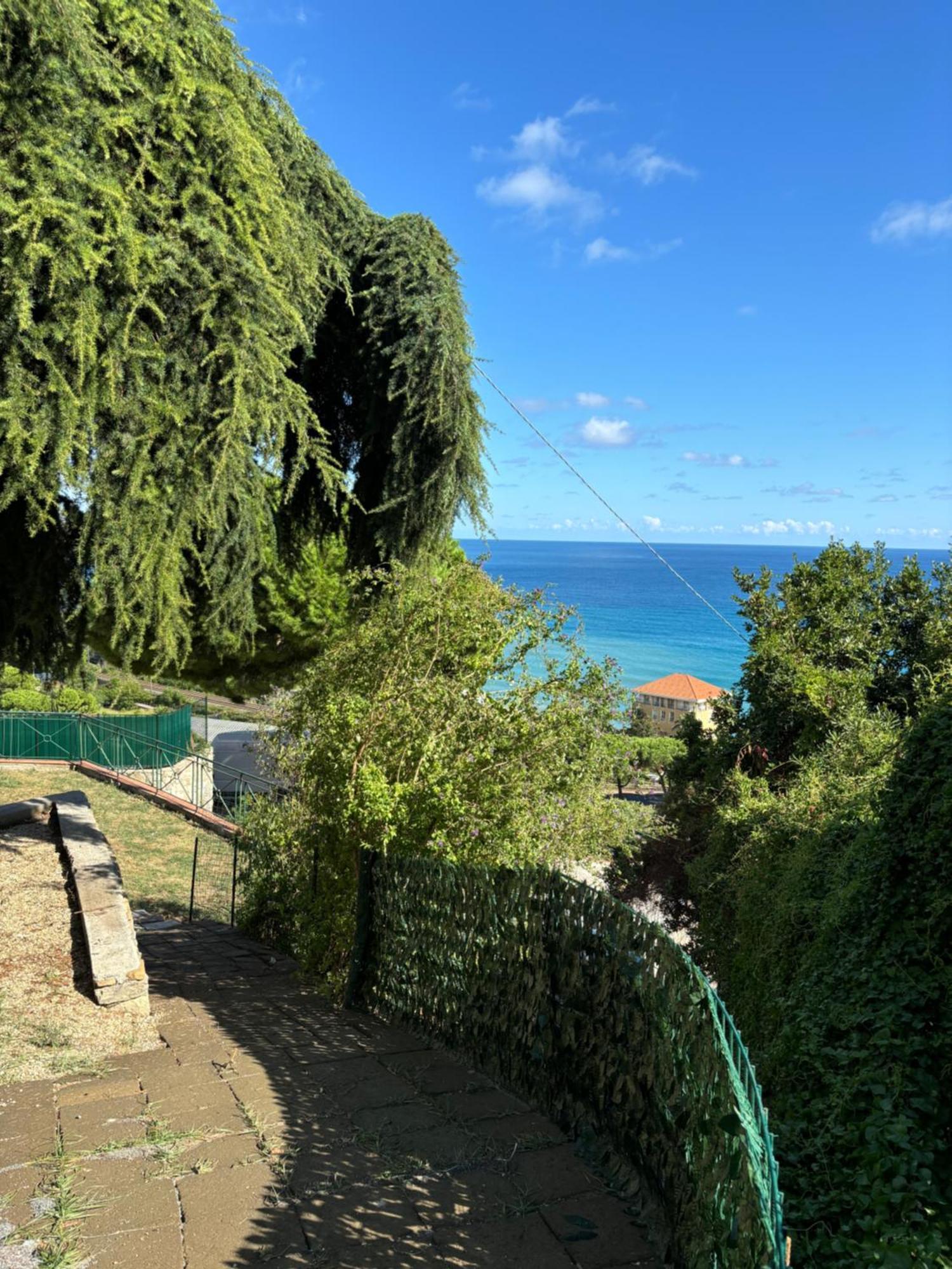 文蒂米利亚Il Giardino Del Mare公寓 外观 照片